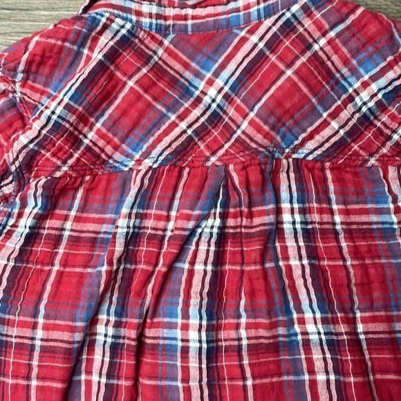 Skies are Blue Women’s Red White Blue Plaid Button Down Shirt, size medium - Picture 9 of 10